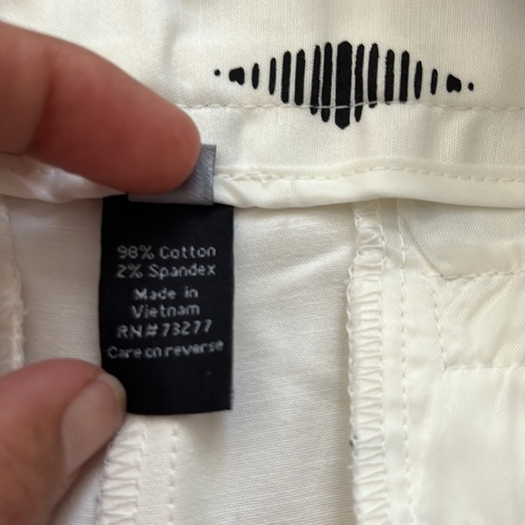 Women's Apt. 9 Fit Capri Pant Size::4 - Picture 14 of 15